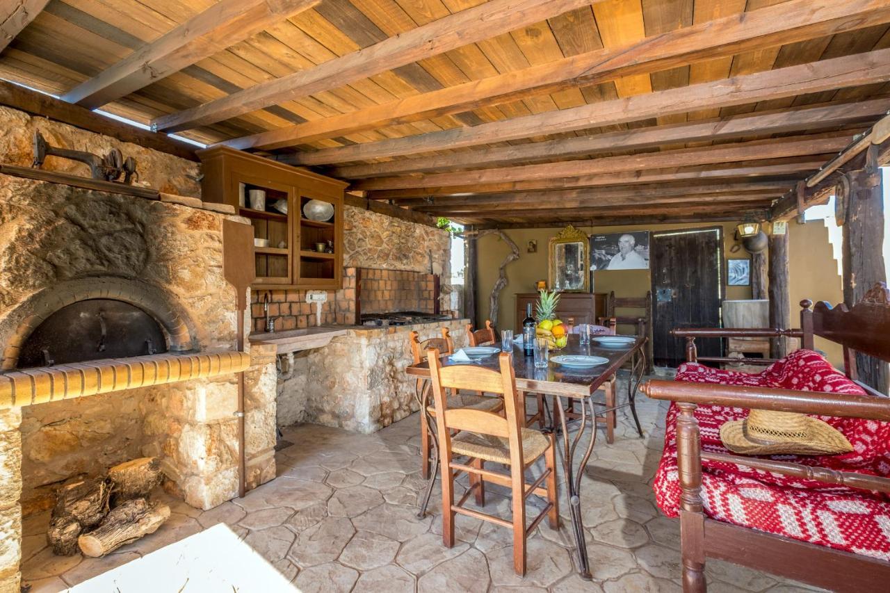 Villa George Καμπάνι Εξωτερικό φωτογραφία